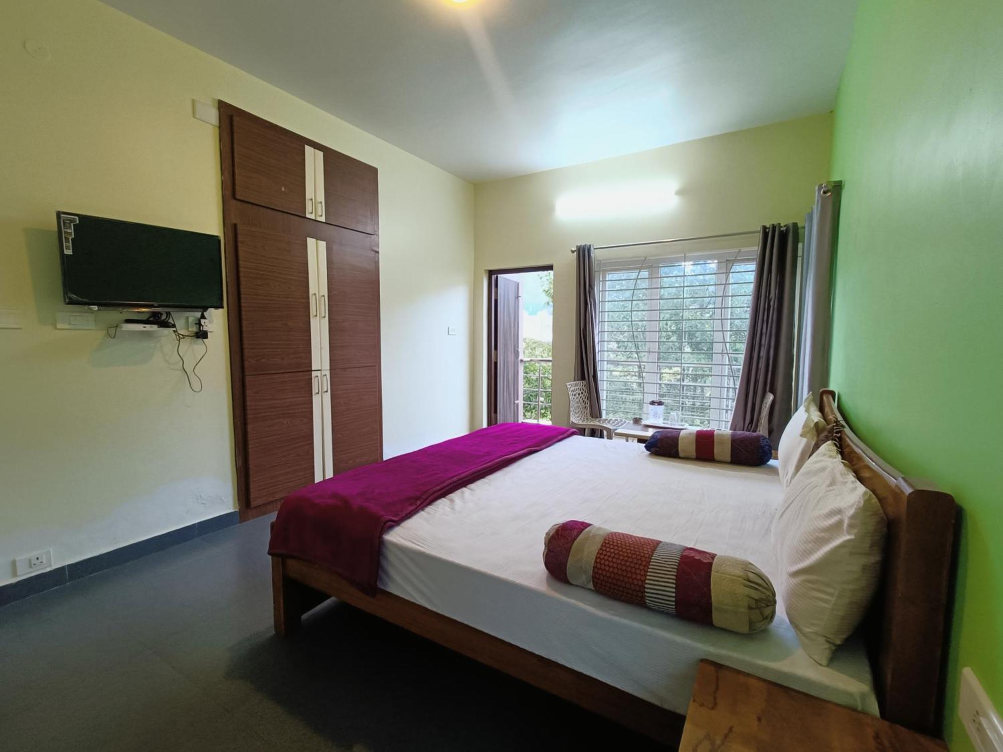 Serenity Inn Home Stay ウーティ エクステリア 写真
